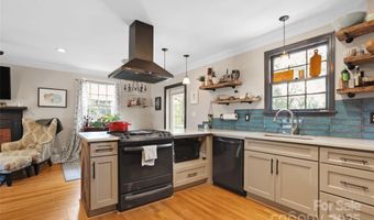 1825 Beckwith Pl, Charlotte, NC 28205