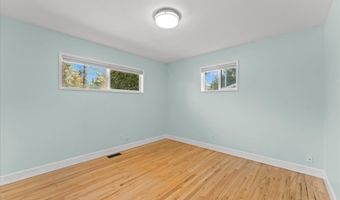 11825 SW BAKER St, Beaverton, OR 97008