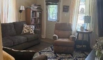 607 N 7th Ave, Altoona, PA 16601