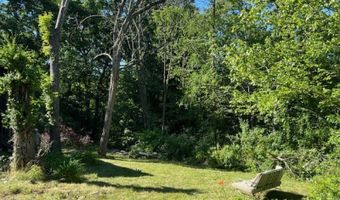 228 Waconia Rd, Alloway, NJ 07422