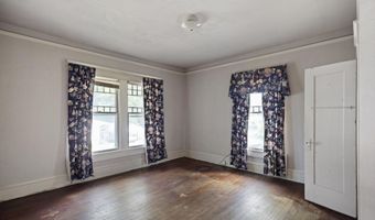 308 W Main St, Atkins, AR 72823