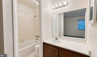 74 GENTRY Ct, Annapolis, MD 21403