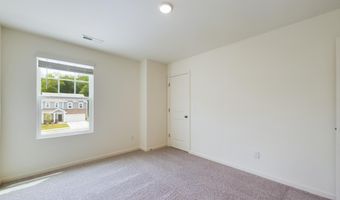 32 Moss Oaks Ct, Angier, NC 27501