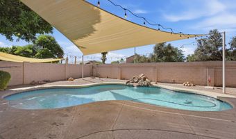 11203 W Cottonwood Ln, Avondale, AZ 85392