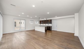 460 W Stadium Blvd, Ann Arbor, MI 48103