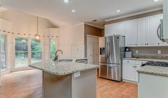 2817 SPOTTED PONY Trl NW, Acworth, GA 30101