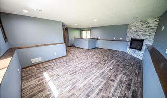426 Creek Ave, Delano, MN 55328