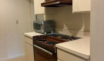 892 Chatham Ln W, Columbus, OH 43221