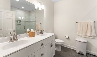 216 Edwin Cir, Aylett, VA 23009