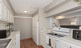3441 Beaver Trl #D, Aurora, OH 44202