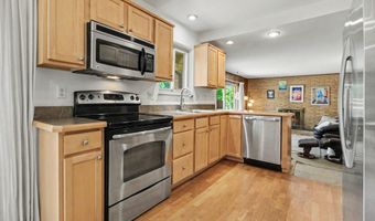 2230 Manchester Rd, Ann Arbor, MI 48104