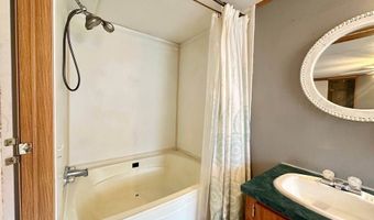 1032 LIBBY Ln, Barboursville, WV 25504