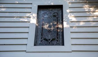 66 Weaver St, Baxley, GA 31513