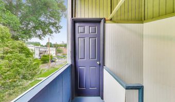 3918 10TH St NE 4, Washington, DC 20017