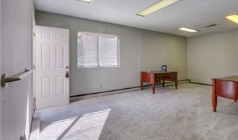 530 S Scout Trl, Anaheim, CA 92807