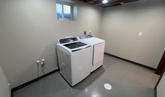 1539 Royal Rd, Aberdeen, SD 57401