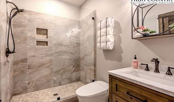 706 Silver Springs Rd, Banner Elk, NC 28604