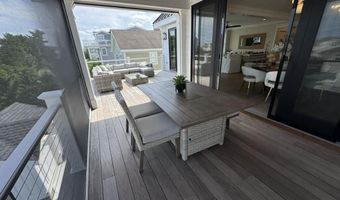 281 7th St, Avalon, NJ 08202