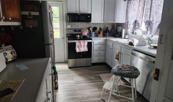 606 Center St, Berne, IN 46711