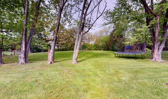 3336 N Betty Dr, Arlington Heights, IL 60004