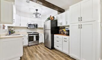 2832 Lakeside Dr, Benton, AR 72019