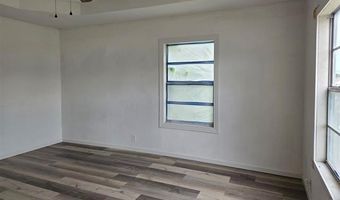 453 NE Elmhurst Ave, Bartlesville, OK 74006