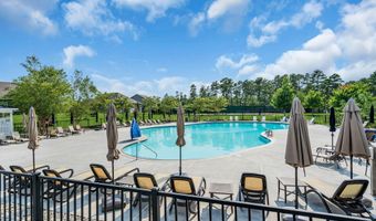 3 Raccoon Ln, Barnegat, NJ 08005