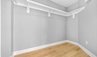 1020 N HIGHLAND St 524, Arlington, VA 22201
