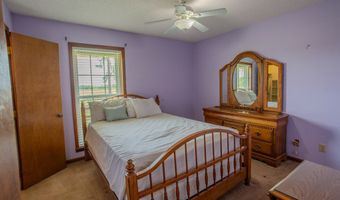 68 Smart Rd, Baxley, GA 31513