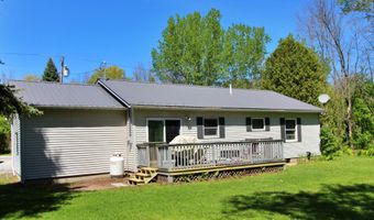 50 Wood Ln, Alburgh, VT 05440