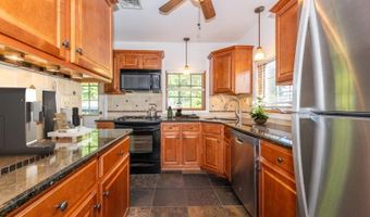 30 S Valley Rd, Bayonne, NJ 07035