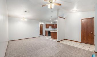 410 N 9th Ave, Brandon, SD 57005