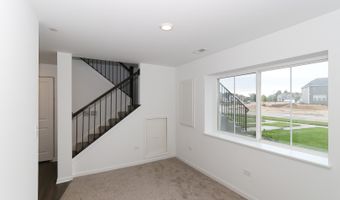2252 Stonegate Rd, Algonquin, IL 60102