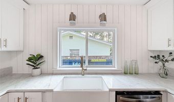 1267 WOODLAWN Ter, Clearwater, FL 33755