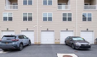 3858 GREEN St, Claymont, DE 19703