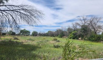 30 Pluma Rd, Belen, NM 87002