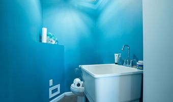 115 S Main St, Advance, IN 46102