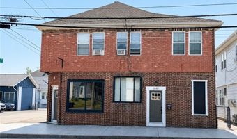 1640 Cranston St, Cranston, RI 02920