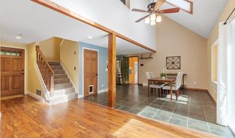 941 Doe Valley Rd, Athol, MA 01331