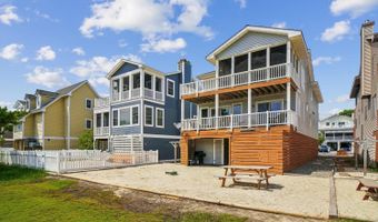 214 2ND St, Bethany Beach, DE 19930