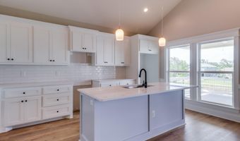 4054 Mallard St, Bay St. Louis, MS 39520