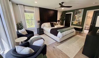 16 Stagecoach Rd, Barrington, NH 03825