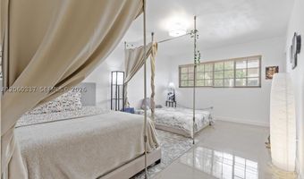 9280 Bay Harbor Ter 26, Bay Harbor Islands, FL 33154