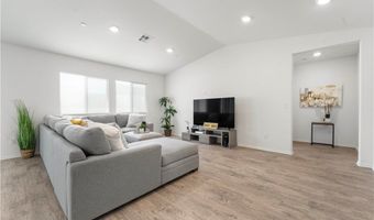 10335 Saint Andrews Ct, Adelanto, CA 92301
