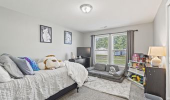 1704 Dallas St, Auburn, IN 46706