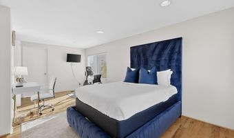 1212 Calle Del Sol NE, Albuquerque, NM 87106