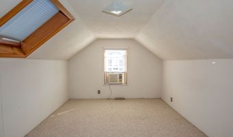 60 S Alhambra Cir, Agawam, MA 01001