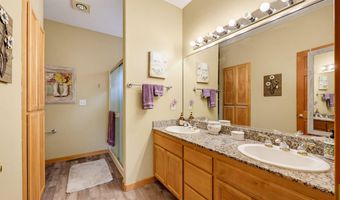 2685 Clay Creek Way, Ashland, OR 97520