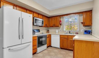 45 LONGLEAF Ln, Bear, DE 19701