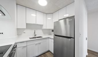 1535 Pensacola St 208, Honolulu, HI 96822